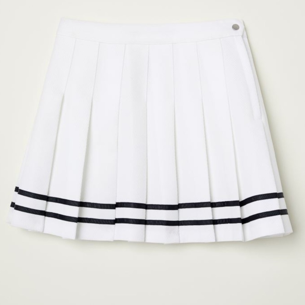 H&M white pleated skirt